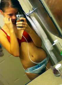 Petite teen Holly Hendrix